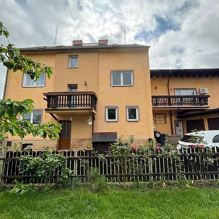 Penzion U Dusku Карловы Вары Экстерьер фото